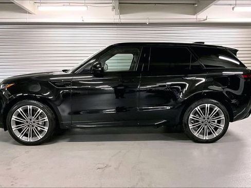 New 2025 Land Rover Range Rover Sport Dynamic SE image 3