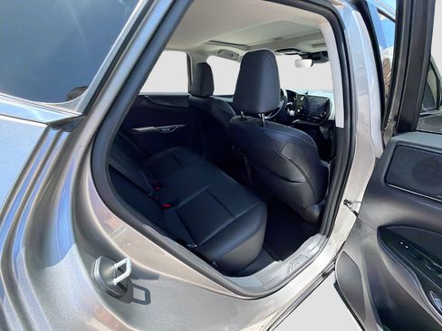 Used 2025 Lexus NX 250 FWD w/ Accessory Package (2T) image 29
