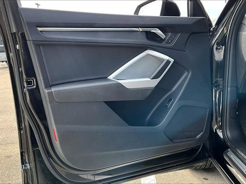 Used 2022 Audi Q3 2.0T Premium image 24