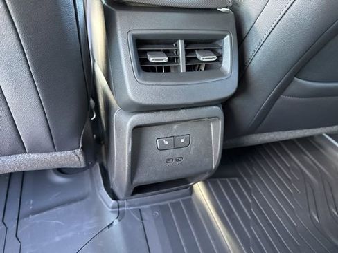 New 2026 Chevrolet Equinox EV LT w/ Convenience Package II image 28