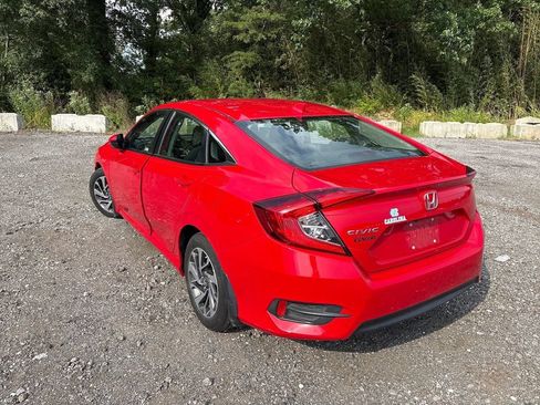 Used 2018 Honda Civic EX image 6