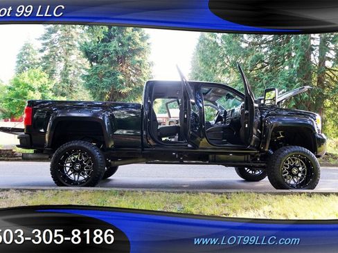 Used 2016 GMC Sierra 2500 Denali w/ Duramax Plus Package AWD/4WD image 32