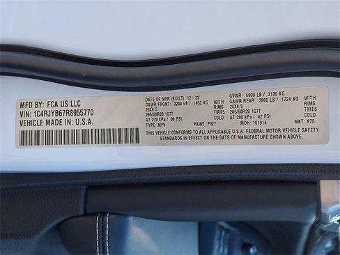 Used 2024 Jeep Grand Cherokee Limited 4xe image 32