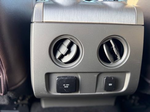 Used 2011 Ford F150 Platinum image 17