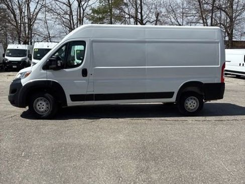 Used 2023 RAM ProMaster 2500 image 8