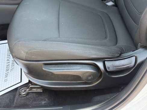Used 2024 Hyundai Tucson SE AWD/4WD image 17