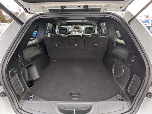 Certified 2022 Jeep Grand Cherokee Limited w/ Tech Group image 24