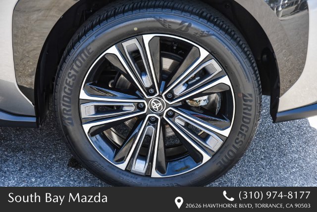 Used 2023 Toyota bZ4X FWD w/ Weather Package image 10