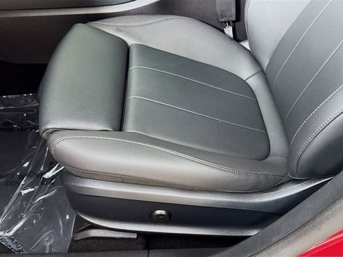 Used 2025 Mercedes-Benz CLA 250 image 30