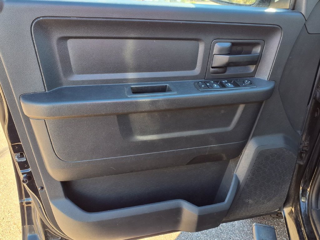 Used 2012 RAM 1500 Express w/ ST Popular Equipment Group AWD/4WD image 13