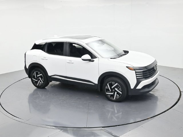 Used 2025 Nissan Kicks SV w/ SV Premium Package FWD image 42