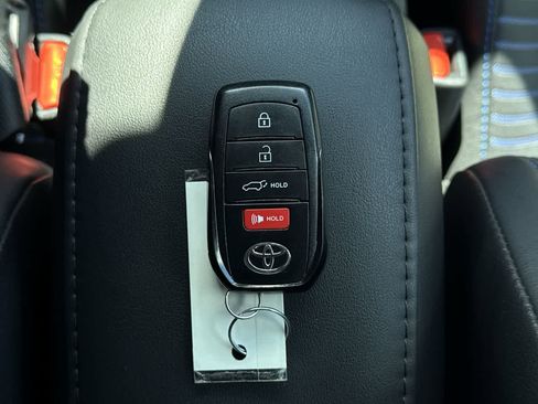 Used 2023 Toyota Corolla Cross XSE w/ Convenience Package image 23