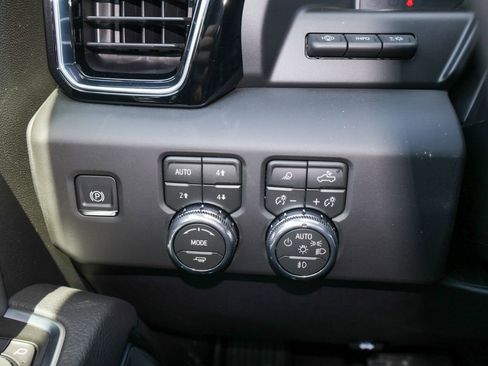 New 2026 GMC Sierra 1500 Denali w/ Technology Package AWD/4WD image 26