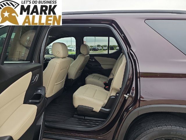 Used 2023 Chevrolet Traverse LT FWD image 24