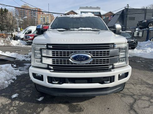 Used 2019 Ford F250 Platinum w/ Platinum Ultimate Package image 8