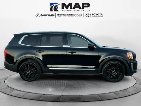 Used 2020 Kia Telluride SX w/ SX Prestige Package image 6