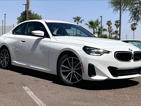 Used 2026 BMW 230i xDrive Coupe AWD/4WD image 2