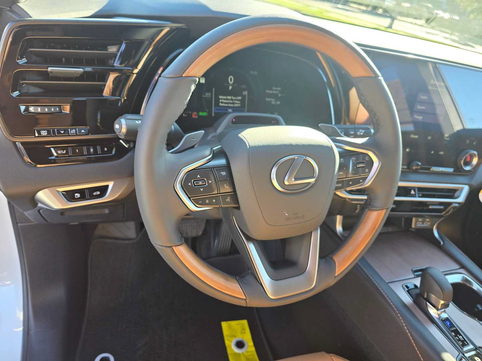 New 2026 Lexus RX 350h AWD/4WD image 25