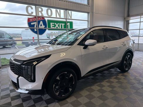 New 2026 Kia Sportage SX image 3