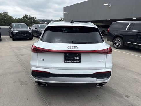 Used 2025 Audi Q5 Premium w/ Convenience Package AWD/4WD image 7