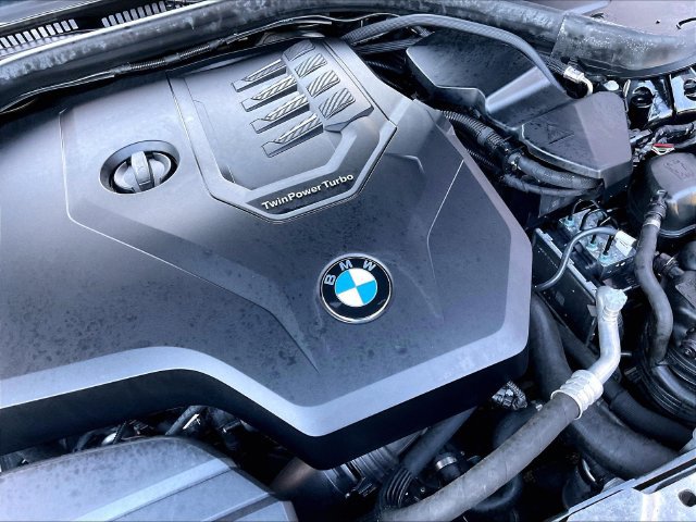 Used 2021 BMW 330i xDrive Sedan w/ Convenience Package AWD/4WD image 32