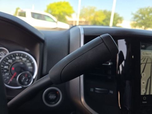 Used 2024 RAM 2500 Big Horn w/ Sport Appearance Package AWD/4WD image 30
