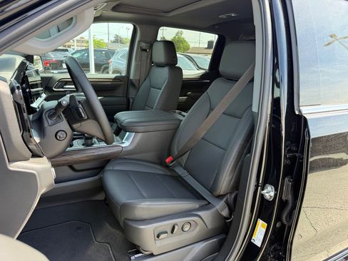 New 2026 GMC Sierra 1500 SLT w/ SLT Premium Package AWD/4WD image 15