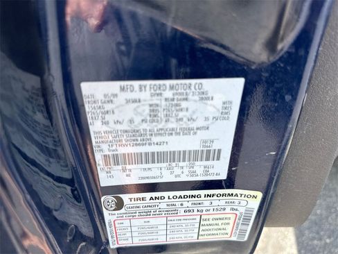 Used 2009 Ford F150 XLT image 26