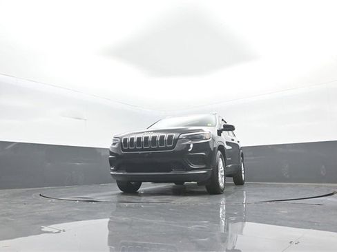 Used 2020 Jeep Cherokee Latitude image 28