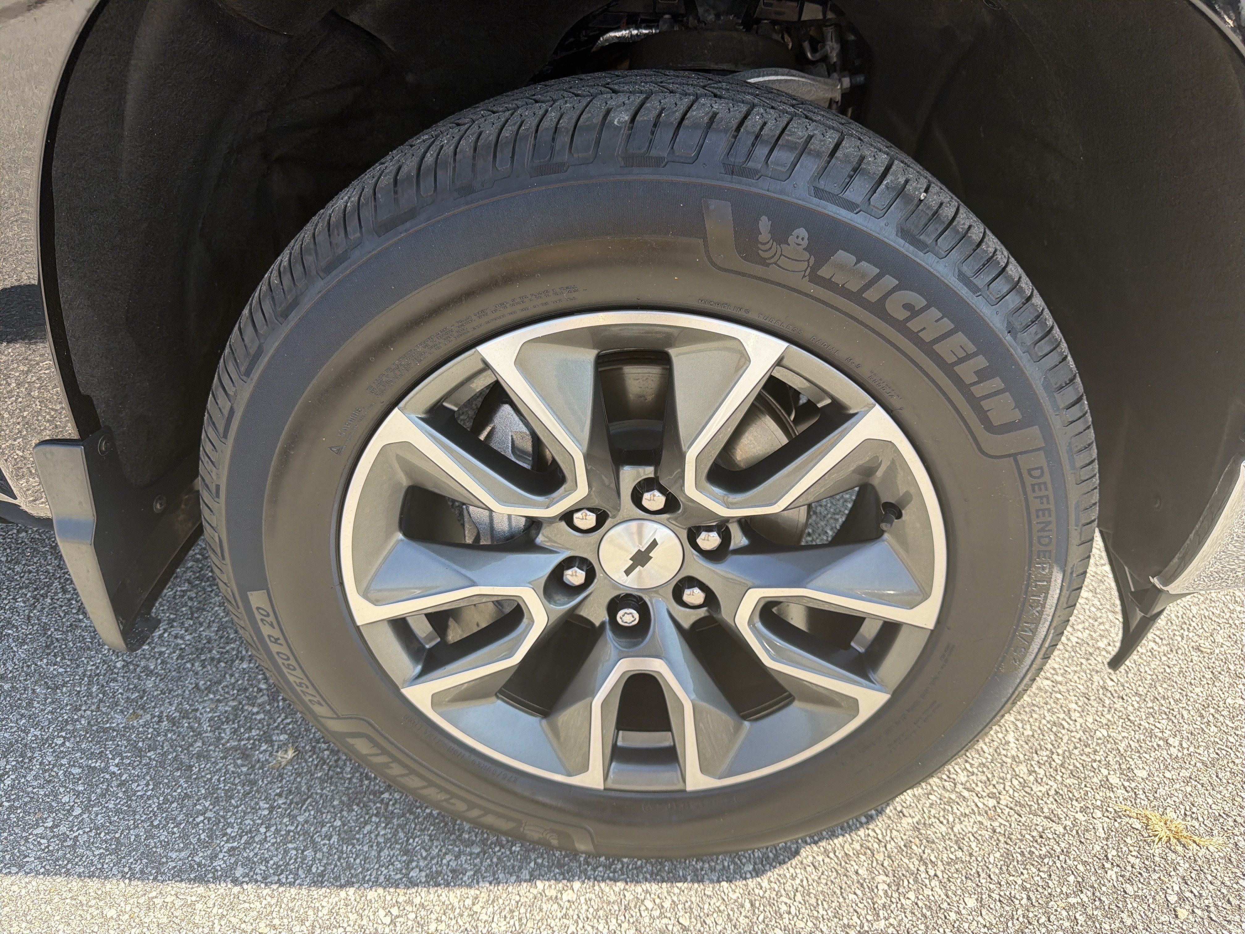 Certified 2022 Chevrolet Silverado 1500 LT AWD/4WD image 13