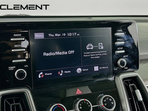 Used 2023 Kia Sorento LX FWD image 19