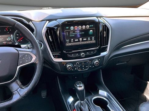 Used 2019 Chevrolet Traverse Premier w/ Redline Edition AWD/4WD image 9