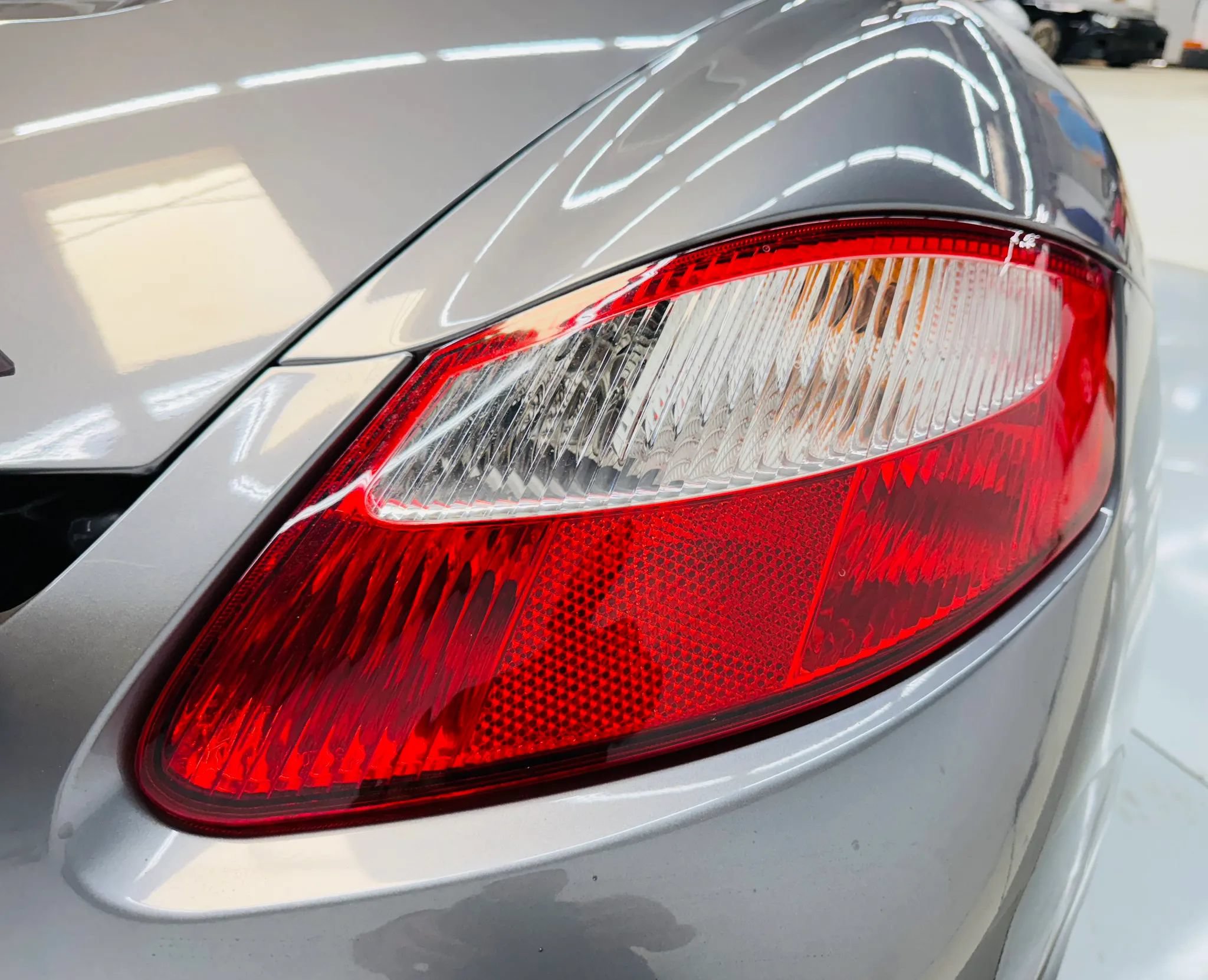 Used 2005 Porsche Boxster RWD image 31