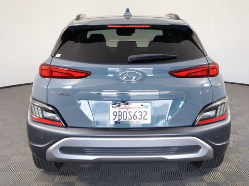 Used 2022 Hyundai Kona Limited w/ Cargo Package FWD image 5