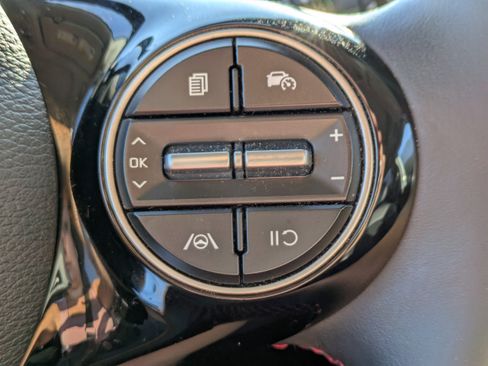 Used 2023 Kia Soul GT-Line image 25