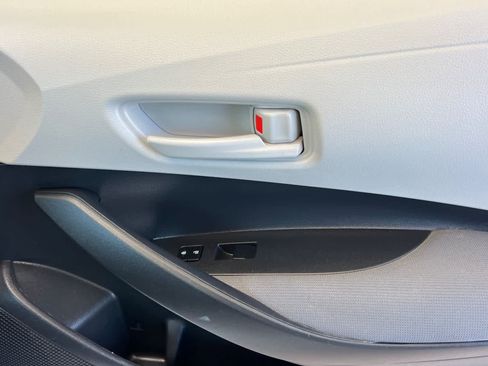 Certified 2023 Toyota Corolla LE FWD image 17
