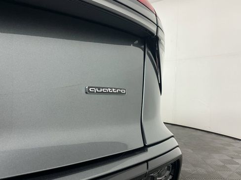 New 2026 Audi Q3 quattro 2.0T image 9