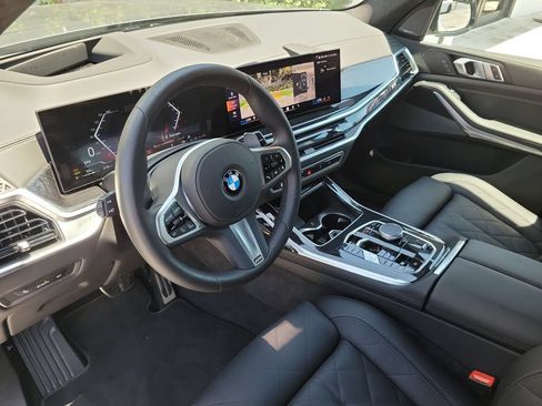 Used 2026 BMW X7 xDrive40i AWD/4WD image 26