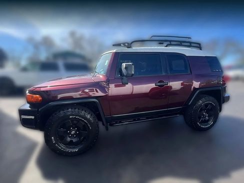 Used 2007 Toyota FJ Cruiser 4WD image 2