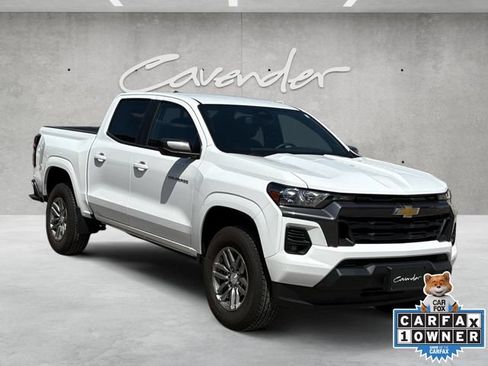 Used 2024 Chevrolet Colorado LT w/ LT Convenience Package II RWD image 2