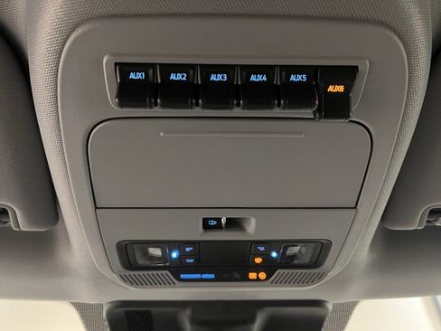 New 2026 Ford F550 4x4 Crew Cab image 21