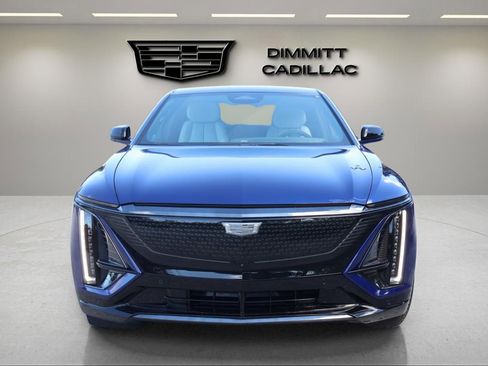 New 2026 Cadillac Lyriq Sport image 13