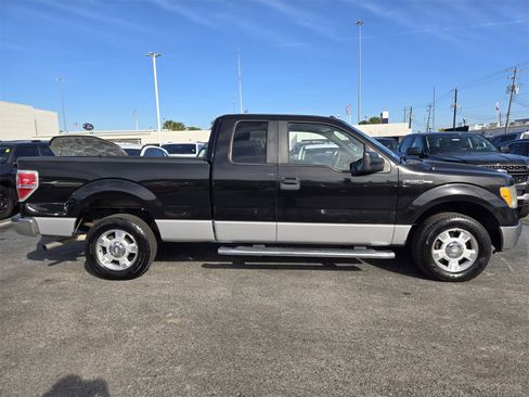 Used 2010 Ford F150 XLT image 4