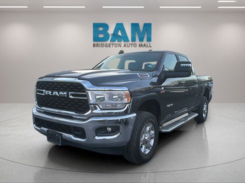 Used 2024 RAM 2500 Big Horn AWD/4WD image 3