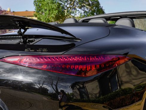 Used 2022 Mercedes-Benz SL 63 AMG 4MATIC image 88