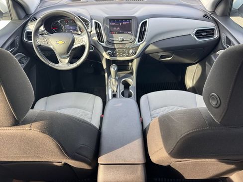 Used 2020 Chevrolet Equinox LT FWD image 10