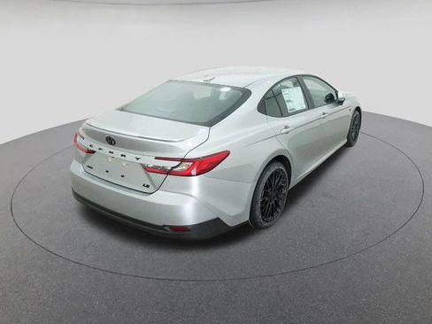 New 2026 Toyota Camry LE image 8