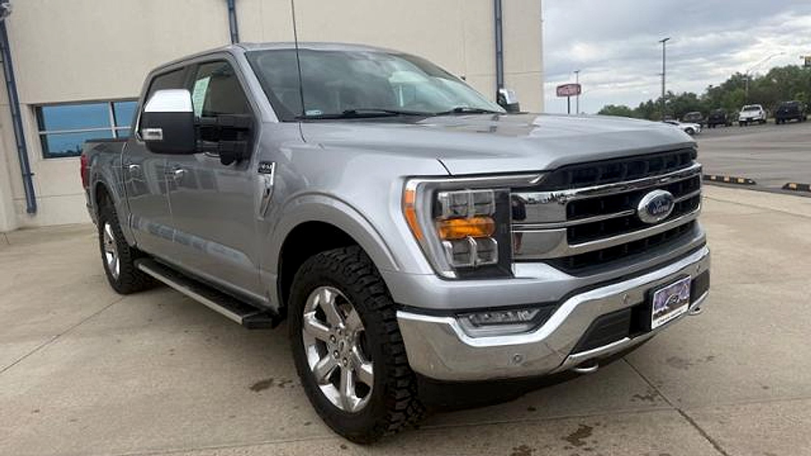 Used 2022 Ford F150 Lariat w/ Max Trailer Tow Package AWD/4WD image 5