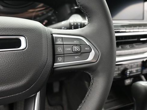 New 2025 Jeep Compass Latitude w/ Sun & Sound Group image 32