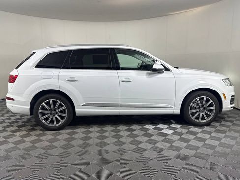 Used 2019 Audi Q7 3.0T Premium Plus w/ Premium Plus Package AWD/4WD image 9